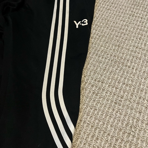 Y3 track pants in size small - Picture 3 of 5